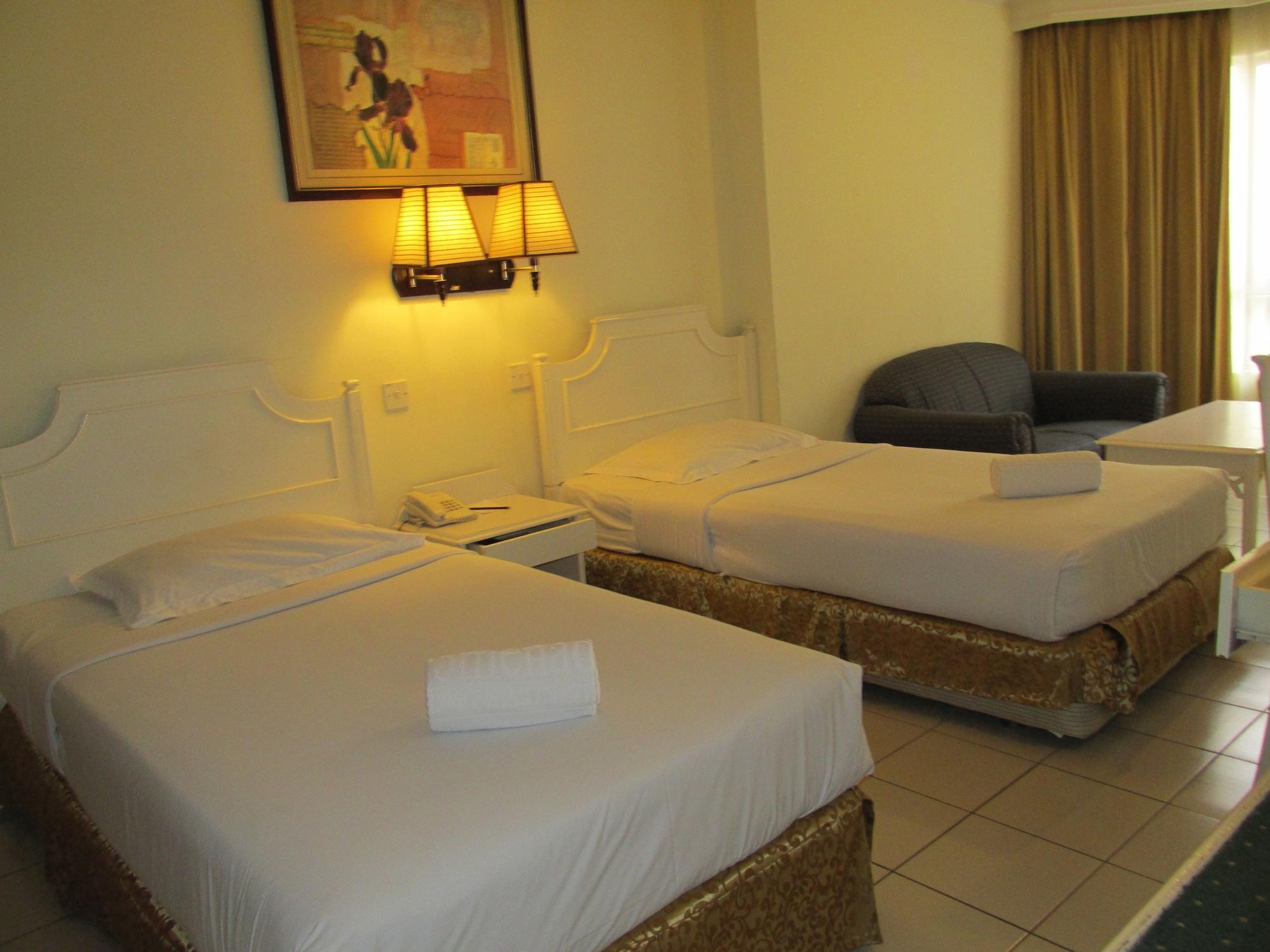 Promenade apartamento con servicio Kota Kinabalu Exterior foto