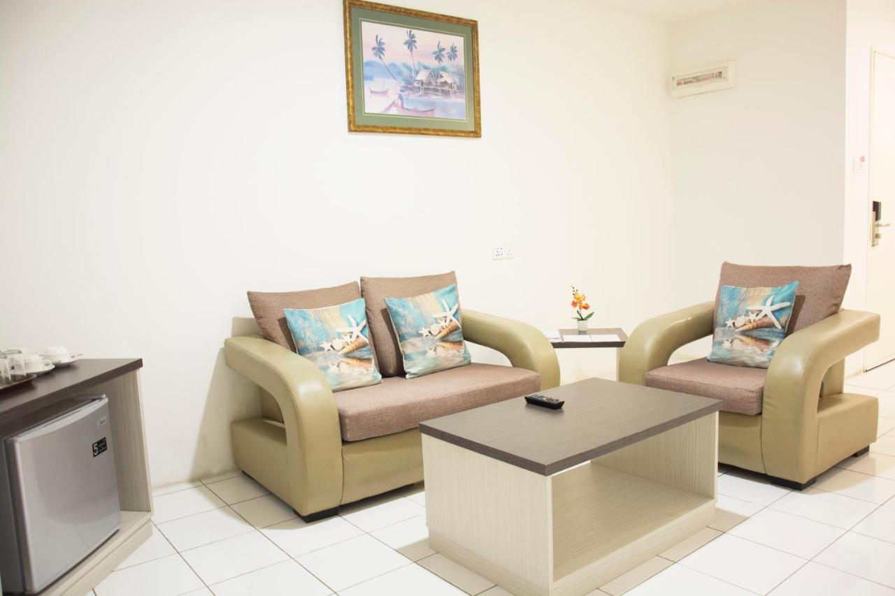 Promenade apartamento con servicio Kota Kinabalu Exterior foto